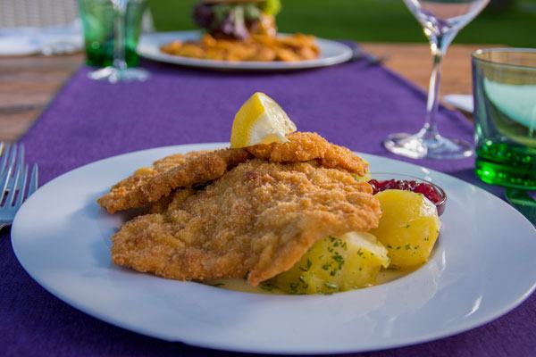 Schnitzel-Aktion-greens-restaurant-golfplatz-kematen